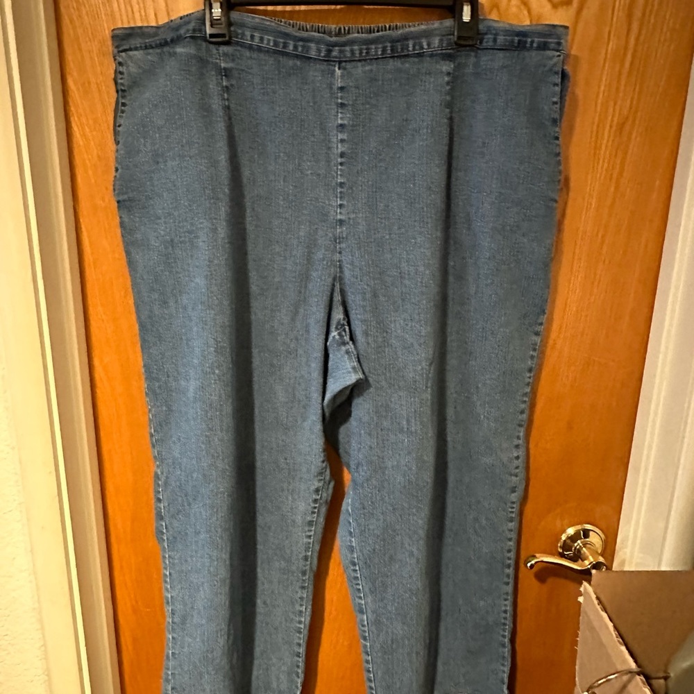 Alfred Dunner Plus Size Women’s Ankle Jeans
